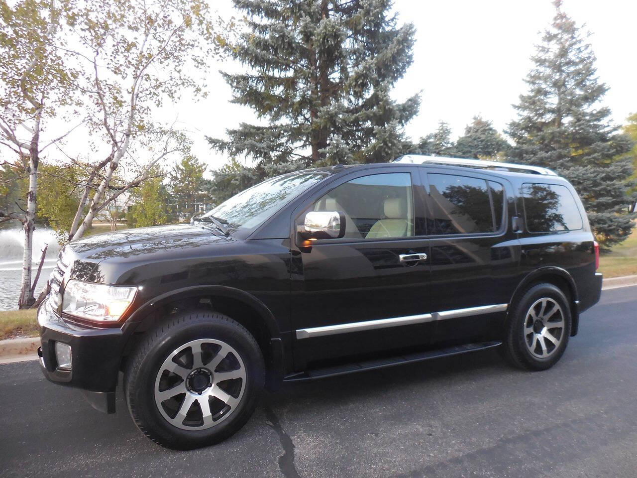 2010 INFINITI QX56 for sale at Genuine Motors in Schaumburg, IL