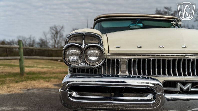 1957 Mercury Monterey
