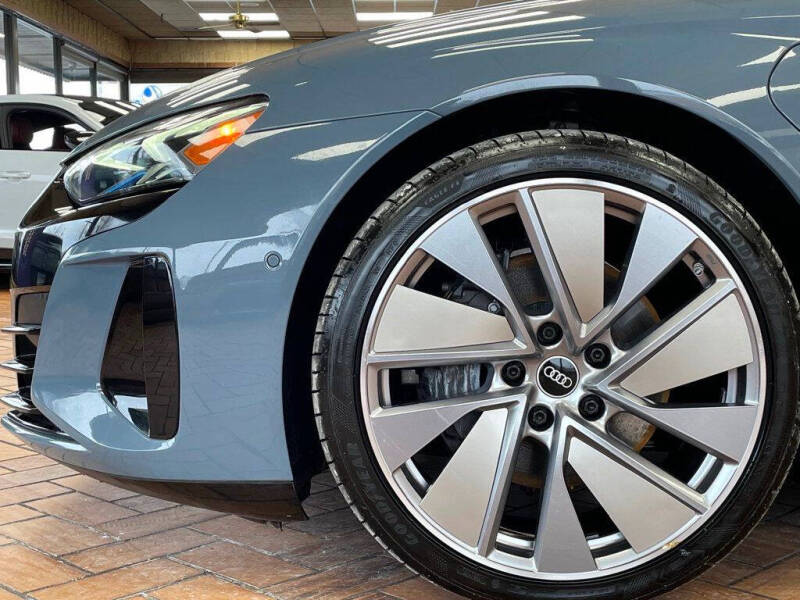 2022 Audi e-tron GT quattro Prestige