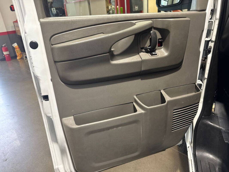 2014 Chevrolet Express 2500