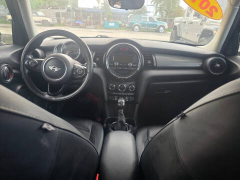 2015 MINI Hardtop 4 Door Cooper