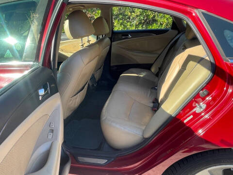 2011 Hyundai Sonata Hybrid