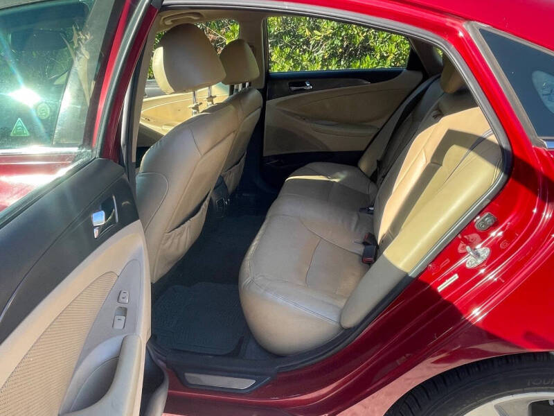 2011 Hyundai Sonata Hybrid