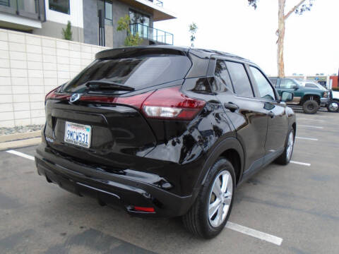 2021 Nissan Kicks S