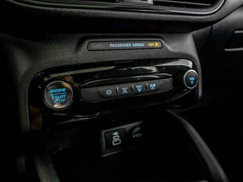 2025 Ford Escape Hybrid ST-Line Select