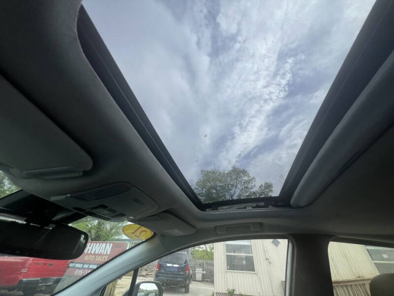 2021 Toyota Prius XLE