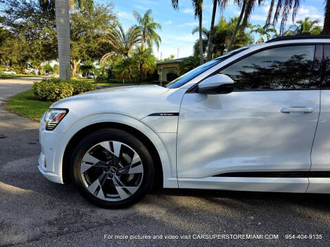 2021 Audi e-tron quattro Premium