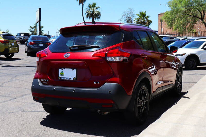 2020 Nissan Kicks SR