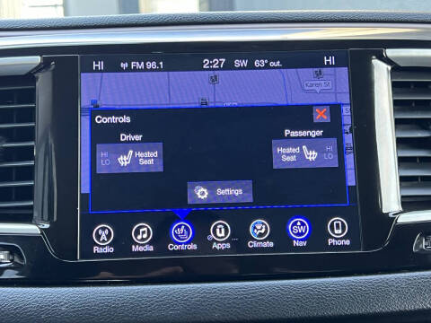 2017 Chrysler Pacifica Touring-L