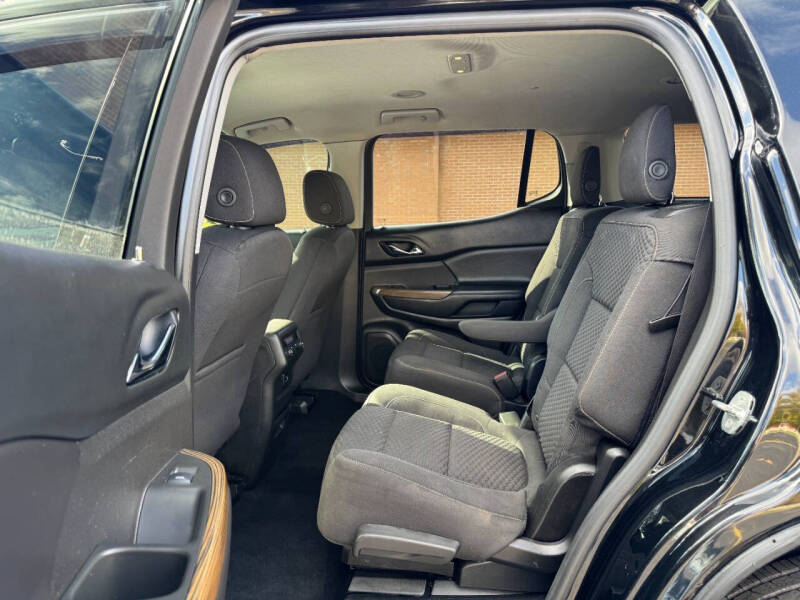 2017 GMC Acadia SLE-2