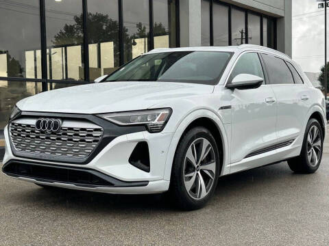 2024 Audi Q8 e-tron quattro Premium Plus