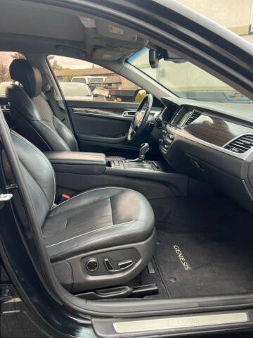 2016 Hyundai Genesis