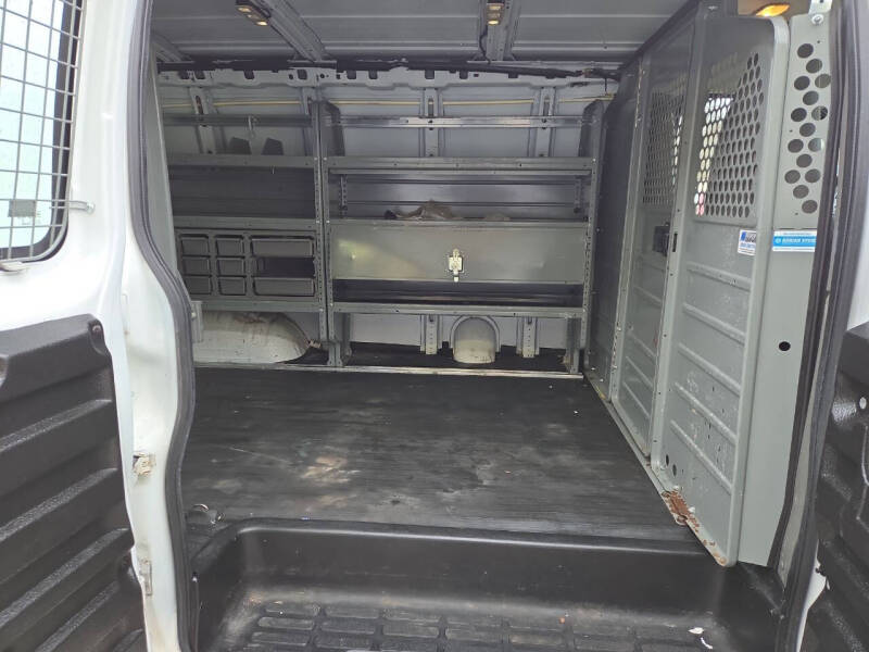 2018 GMC Savana 2500