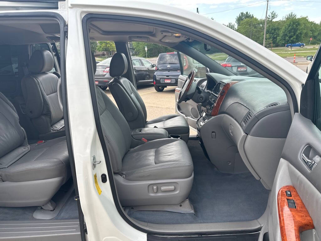 2009 Toyota Sienna for sale at Martinson's Used Cars in Altoona, IA