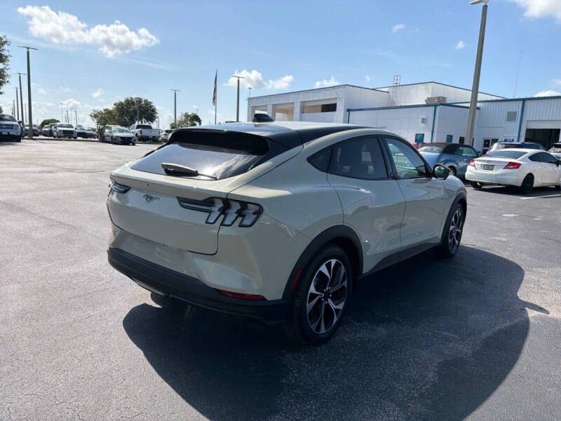 2025 Ford Mustang Mach-E Select