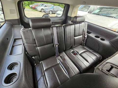 2011 Chevrolet Suburban LT
