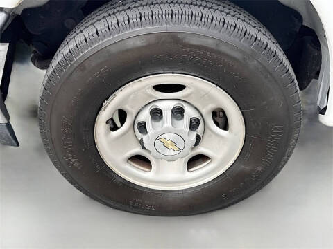 2022 Chevrolet Express 2500