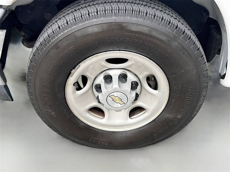 2022 Chevrolet Express 2500