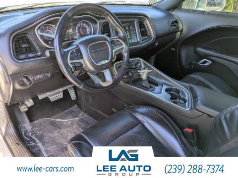 2015 Dodge Challenger SXT Plus