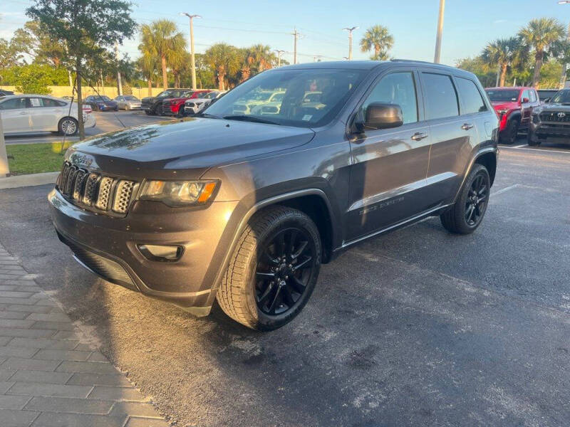 Used 2017 Jeep Grand Cherokee Altitude with VIN 1C4RJEAG0HC720678 for sale in Lighthouse Point, FL