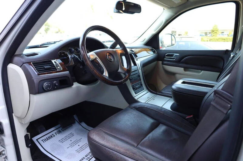 2014 Cadillac Escalade Platinum