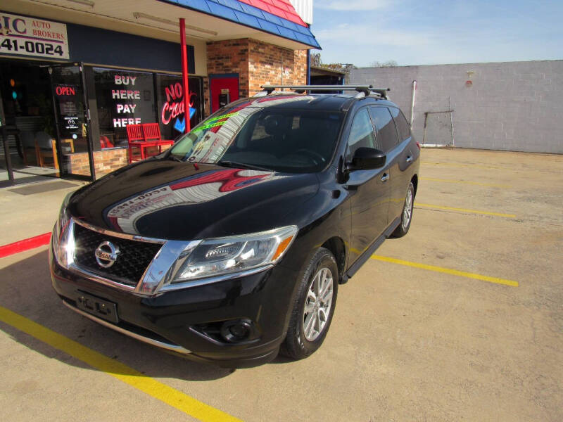 2013 Nissan Pathfinder S photo 15