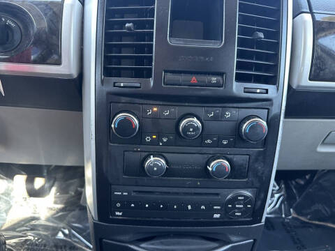 2010 Dodge Grand Caravan SXT