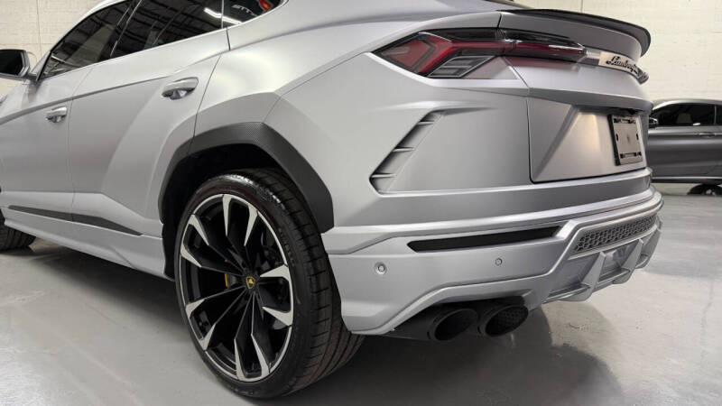 2022 Lamborghini Urus