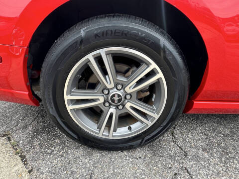 2013 Ford Mustang V6