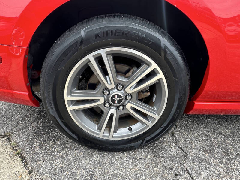 2013 Ford Mustang V6