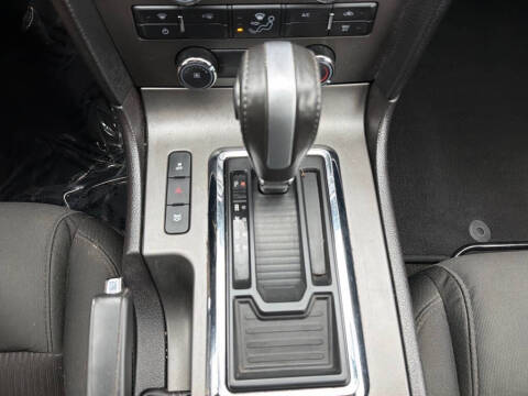 2014 Ford Mustang V6