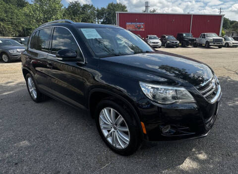 2010 Volkswagen Tiguan for sale at USA AUTO CENTER in Austin TX