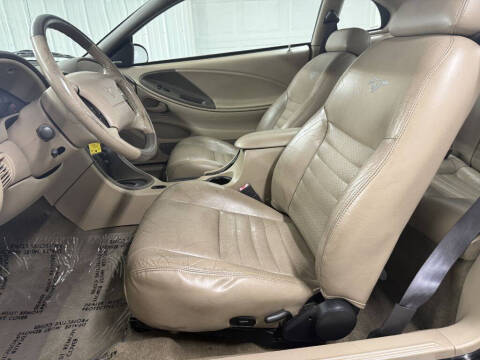 2002 Ford Mustang GT Deluxe