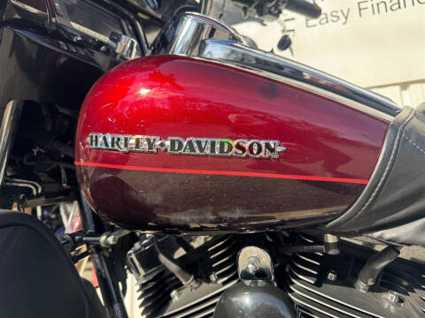 2014 Harley-Davidson FLHTK -