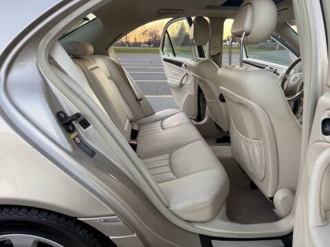 2005 Mercedes-Benz C-Class C 320