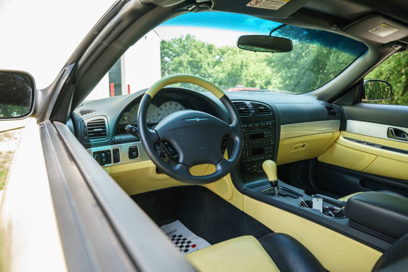 2002 Ford Thunderbird Deluxe