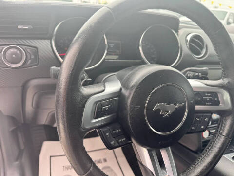 2015 Ford Mustang V6