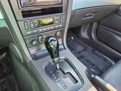 2002 Ford Thunderbird Deluxe