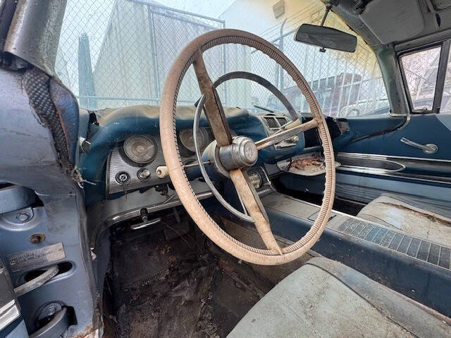 1960 Ford Thunderbird