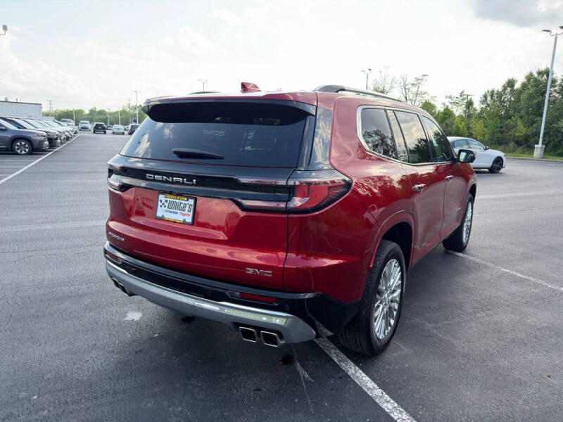 2024 GMC Acadia Denali