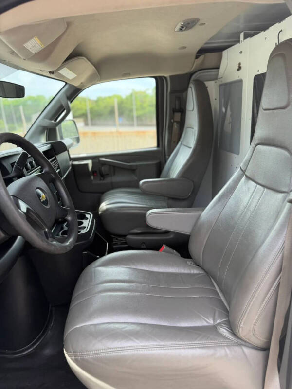 2016 Chevrolet Express 2500