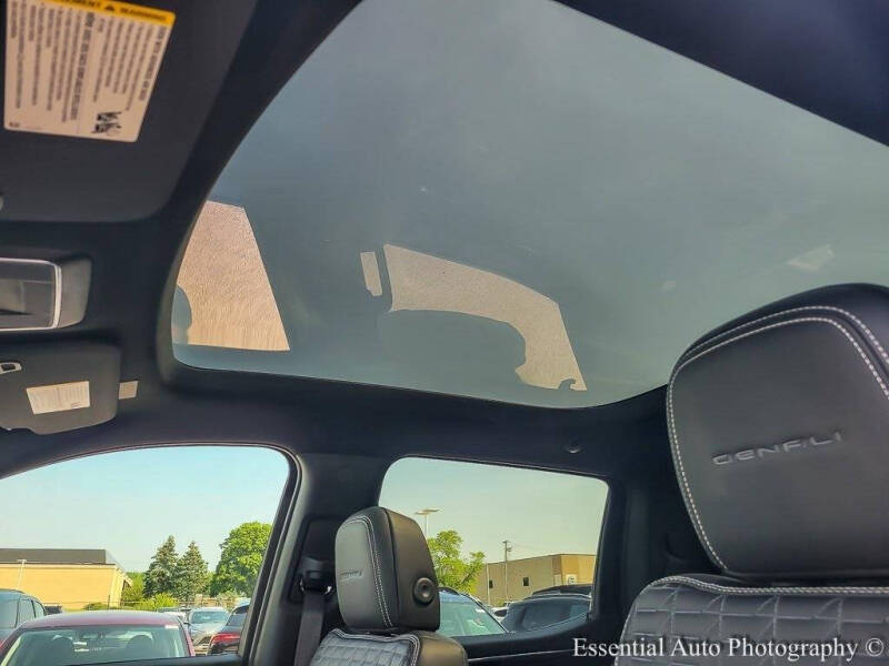 2025 GMC Sierra EV Denali