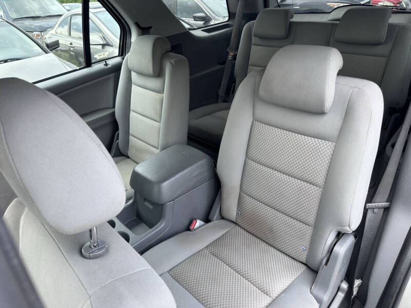 2006 Ford Freestyle SE