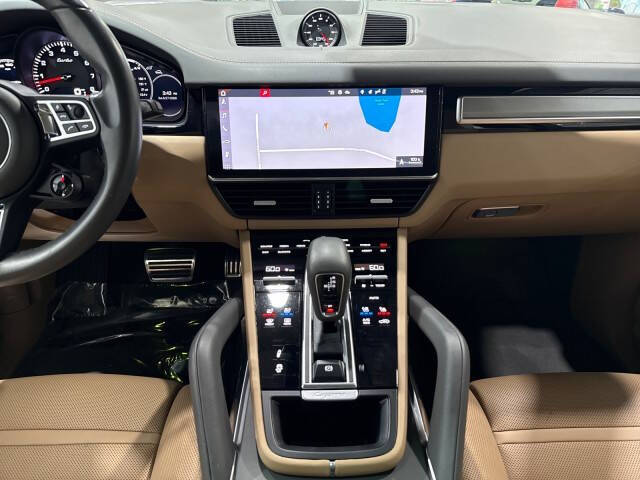 2020 Porsche Cayenne Turbo