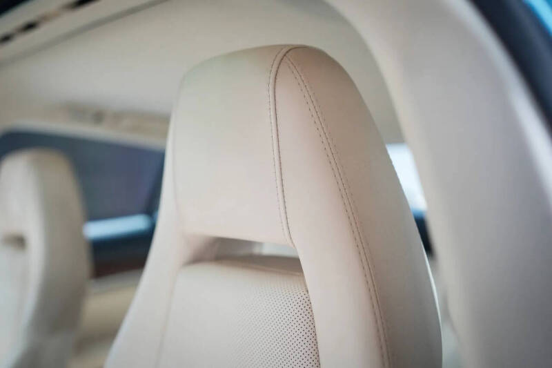 2011 Porsche Panamera