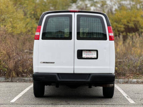 2018 Chevrolet Express 2500