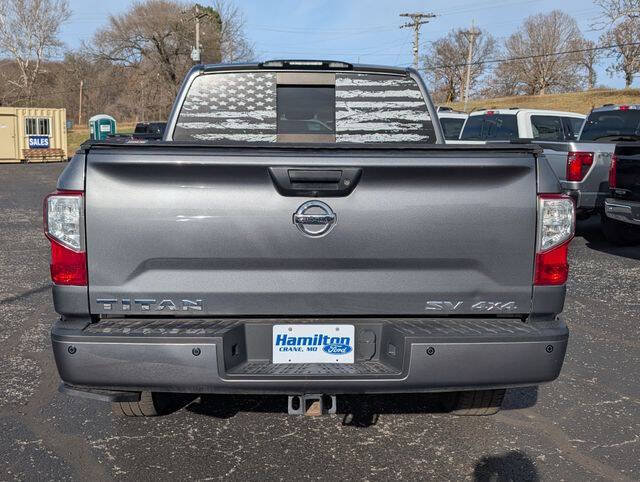 2018 Nissan Titan SV