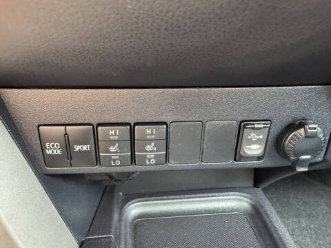 2017 Toyota RAV4 Platinum