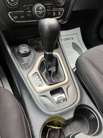 2016 Jeep Cherokee Latitude 75th Anniversary