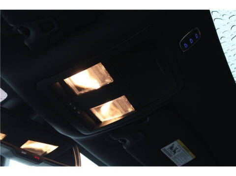 2015 Dodge Challenger SXT Plus